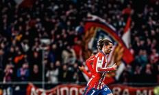 九游娱乐app下载地址-球员表现抢眼，成为焦点赛事中的亮点