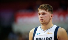 NBA明日之星文切斯在训练赛中亮相