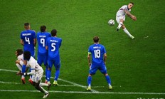 九游娱乐官方-包含紧张气氛！欧预赛临近，球迷翘首期待！的词条