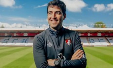 九游娱乐教练-伯恩茅斯突破困境，实现连胜的简单介绍