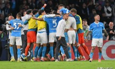 九游娱乐直播-关于那不勒斯客场击败对手，追赶领头羊的信息