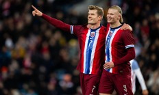 九游娱乐app下载地址-包含斯洛伐克队顺利闯关，欧洲联赛喜忧交织的词条