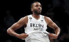 九游娱乐娱乐-开拓者凭借三分球取胜