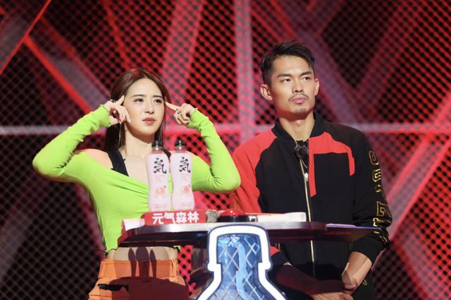 竞技场上的精彩画面，令人目不暇接