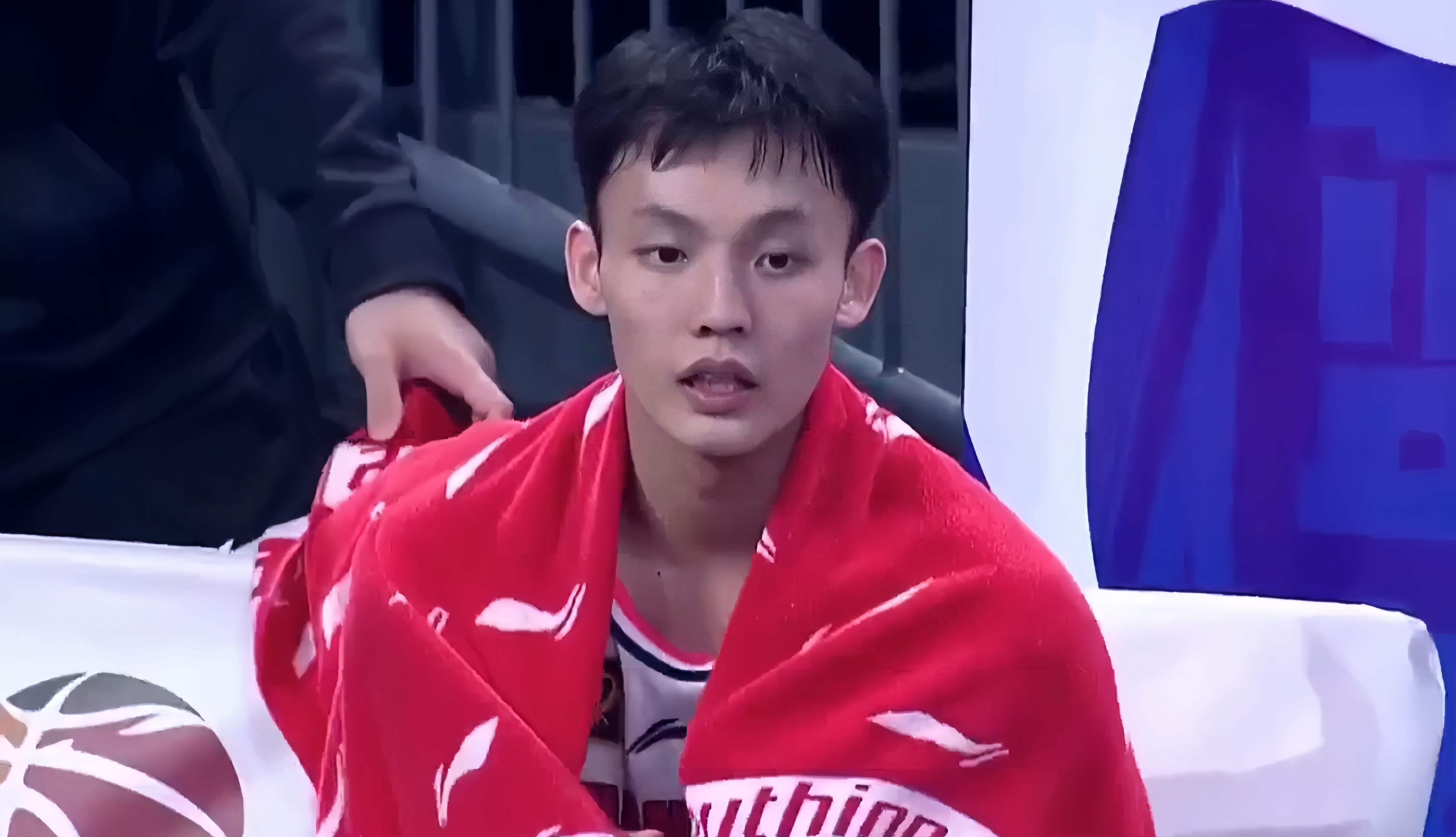 实力对比差异悬殊,球队轻松赢下比赛的简单介绍 实力对比差异悬殊,球队轻松赢下比赛的简单介绍