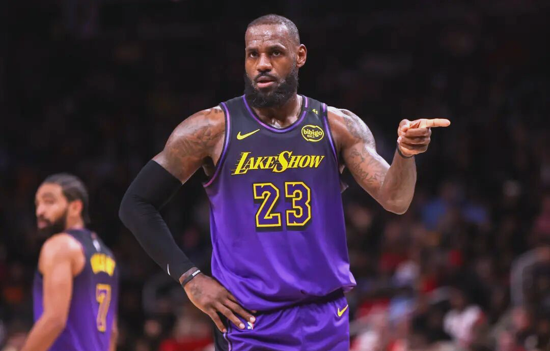 湖人挑战爵士，谁将击败对手？