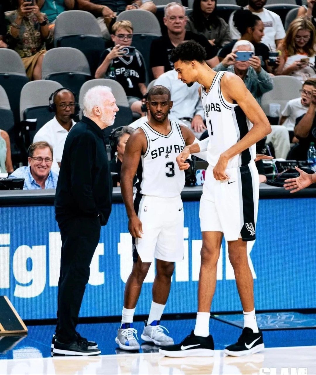 马刺主帅波波维奇盛赞德罗赞表现:全队离不开他的简单介绍 马刺主帅波波维奇盛赞德罗赞表现:全队离不开他的简单介绍