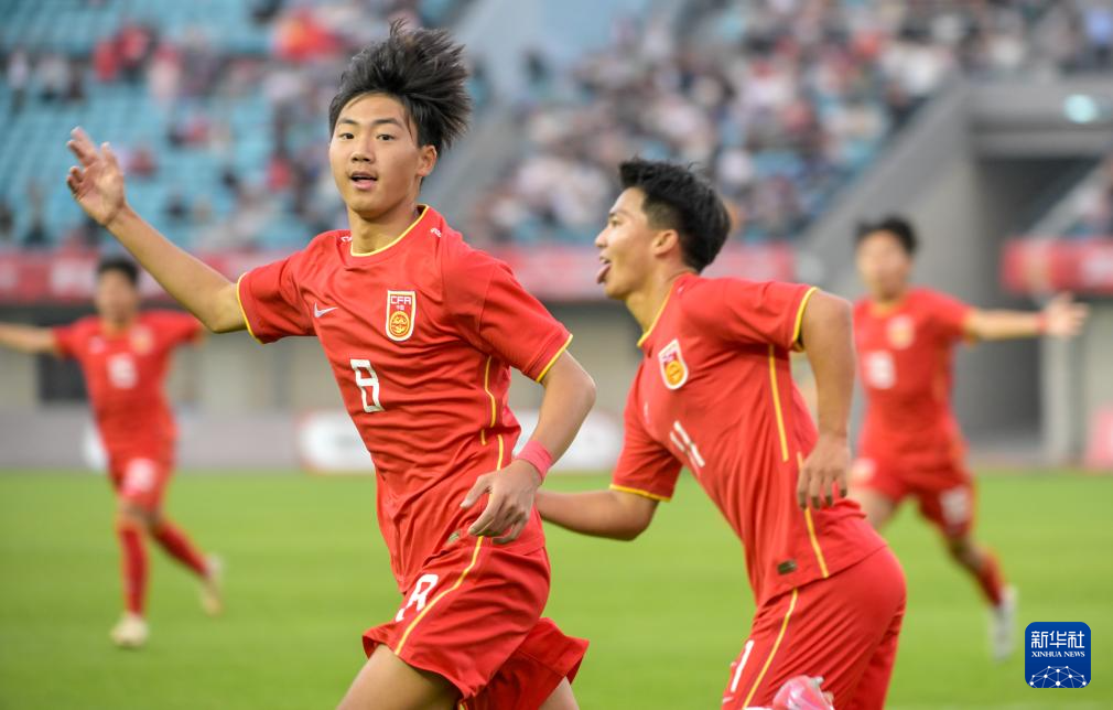 内蒙古队球员表现出色,帮助球队取胜 内蒙古队球员表现出色,帮助球队取胜