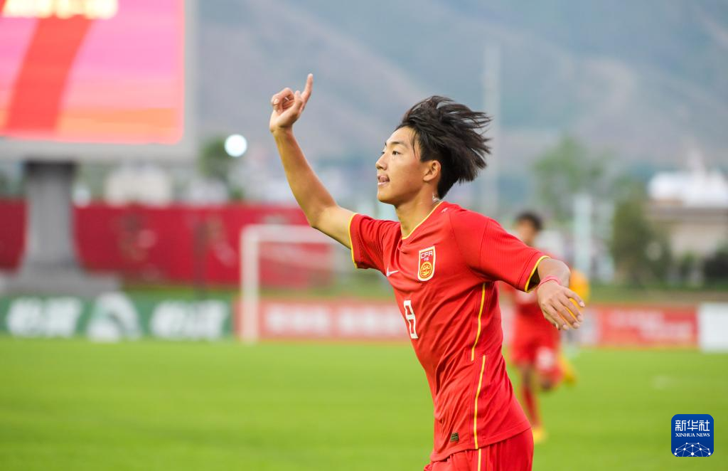 内蒙古队球员表现出色,帮助球队取胜 内蒙古队球员表现出色,帮助球队取胜