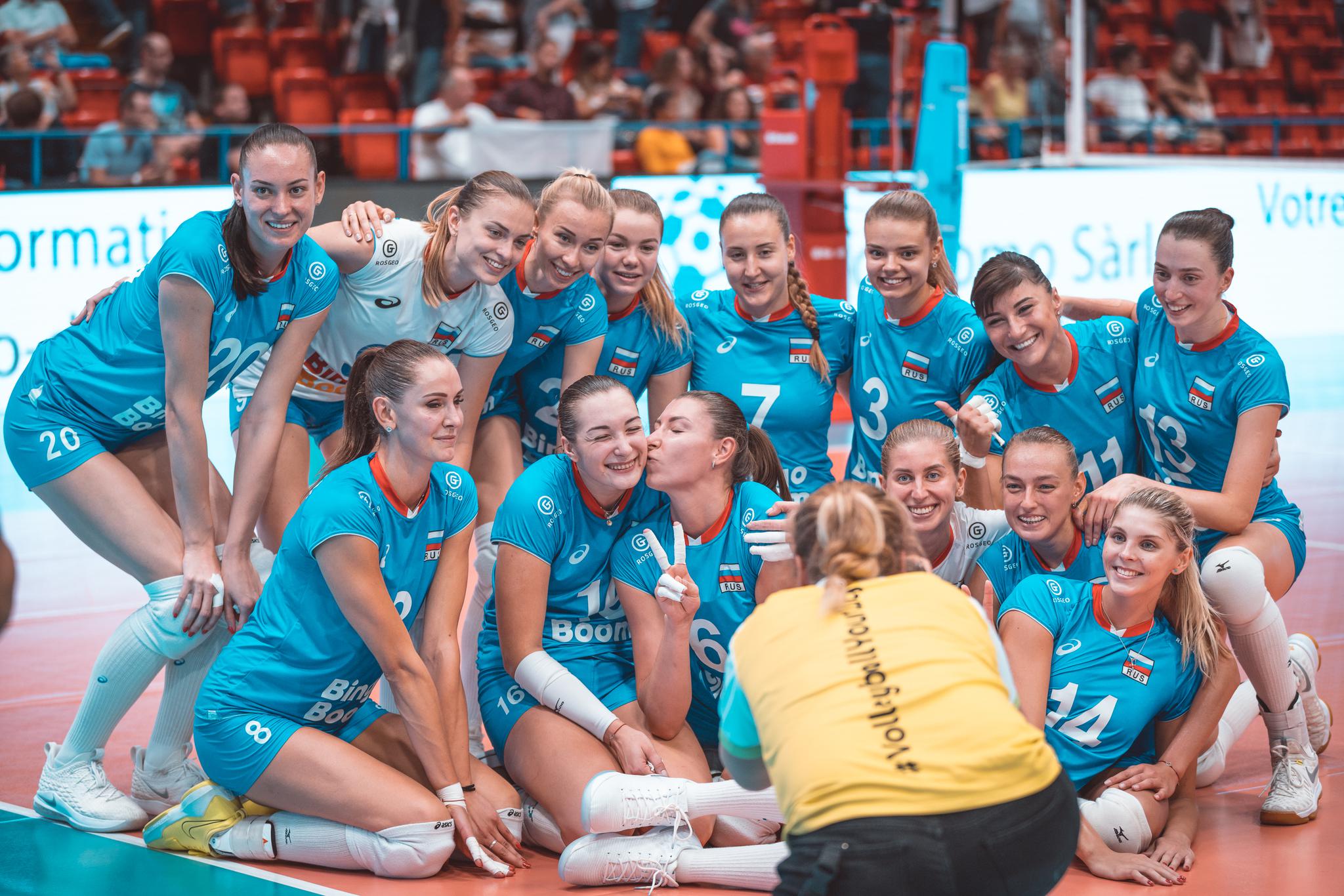 瑞士代表团在排球比赛中逆袭成功 瑞士代表团在排球比赛中逆袭成功