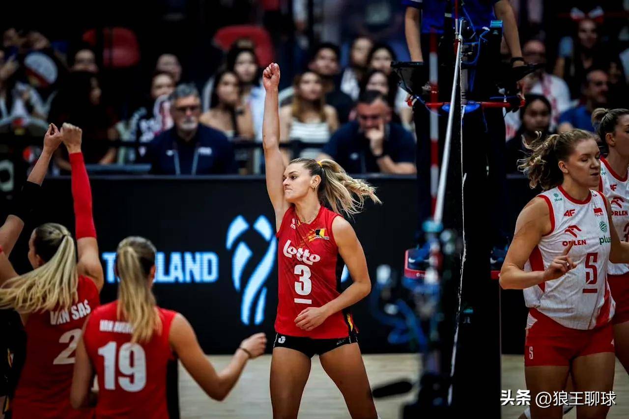 波兰队全面溃败,遗憾离开比赛 波兰队全面溃败,遗憾离开比赛