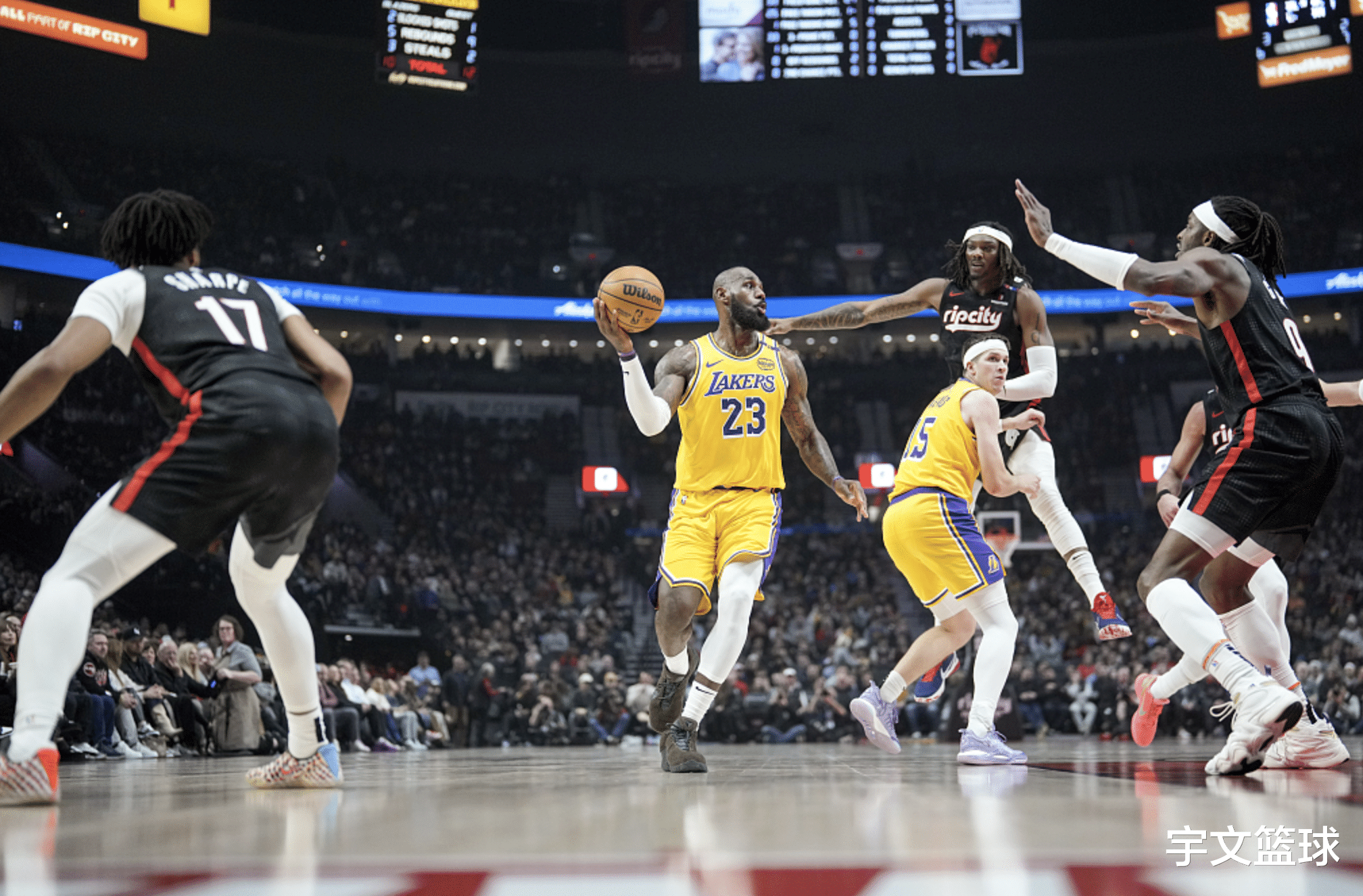 关于开拓者惨败骑士，遭遇三连败的信息