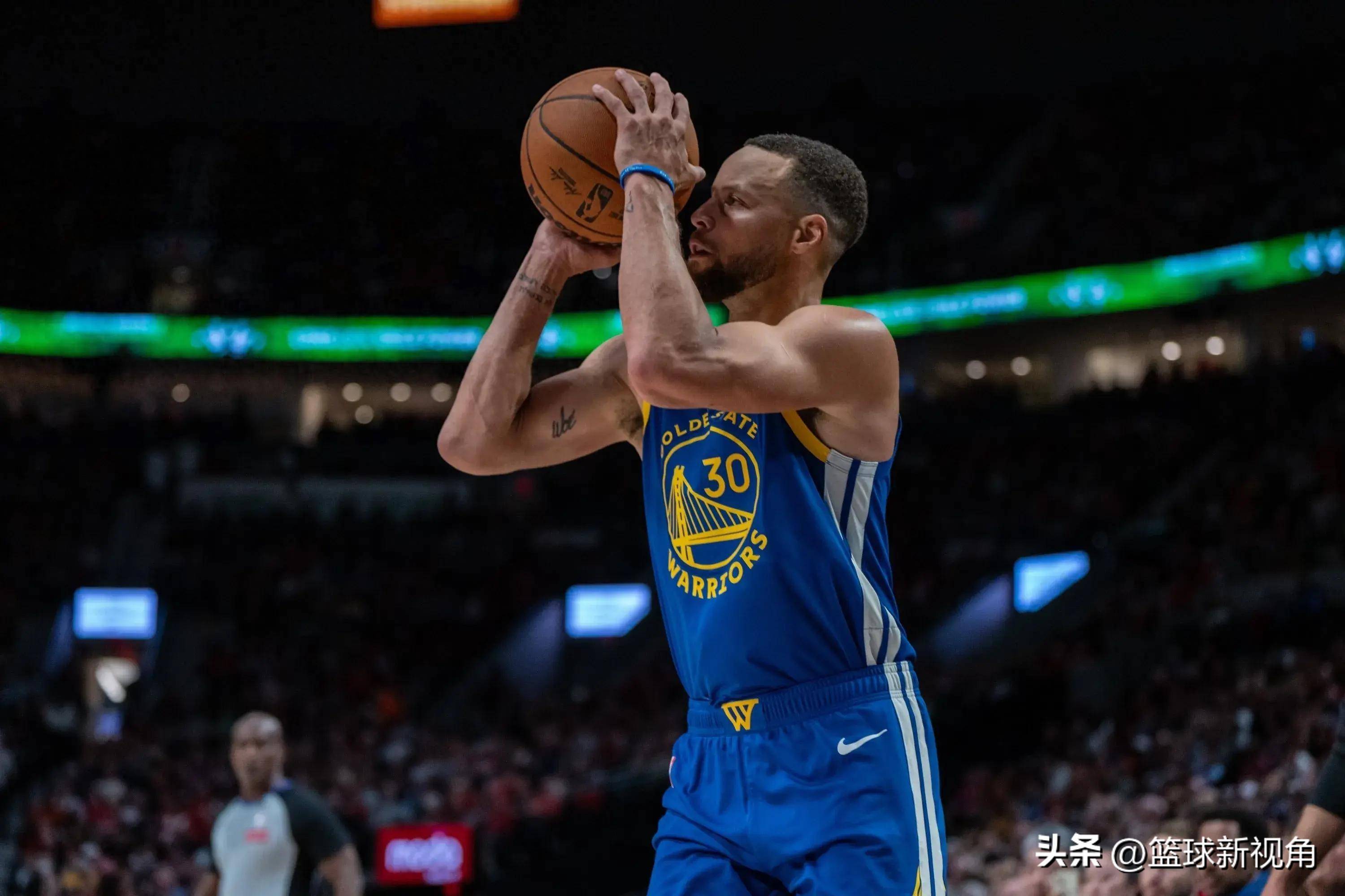 勇士险胜猛龙,库里砍下35分的简单介绍 勇士险胜猛龙,库里砍下35分的简单介绍