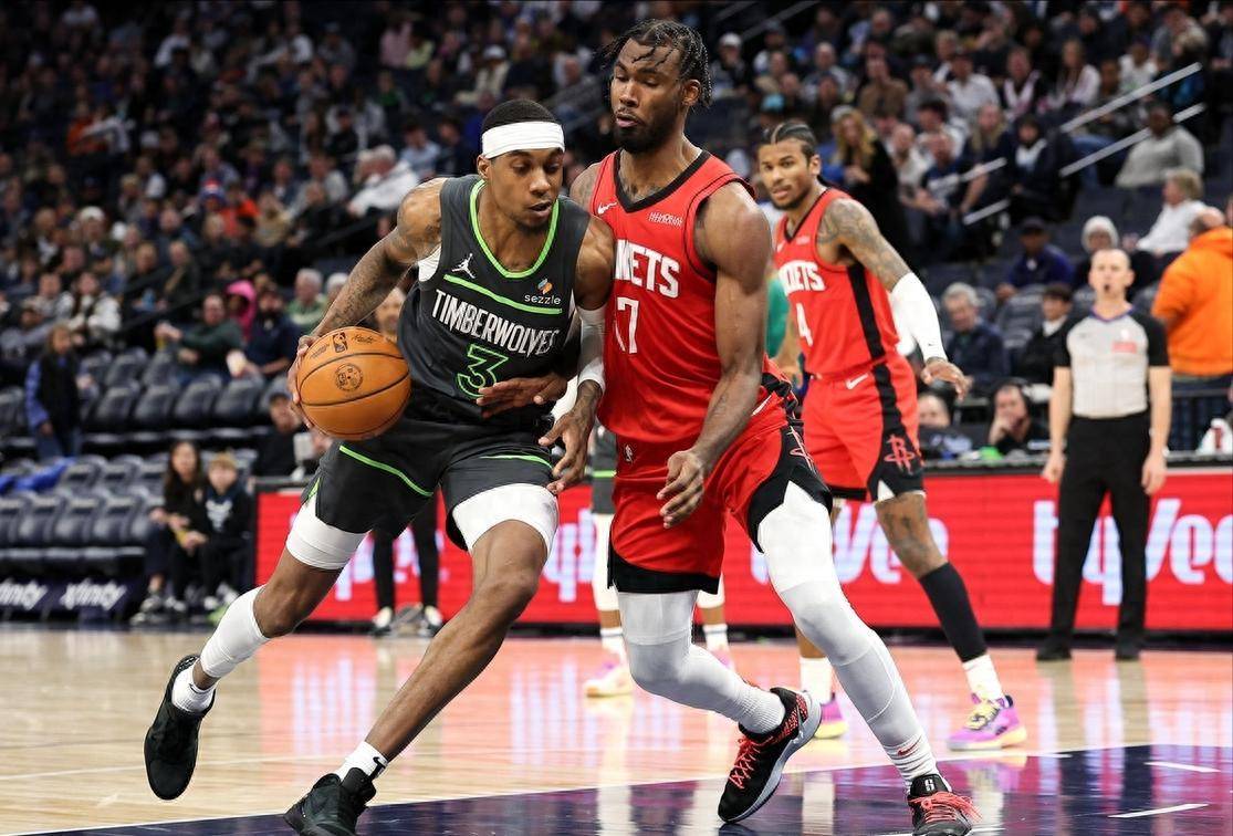 太阳惜败火箭，遭遇五连败