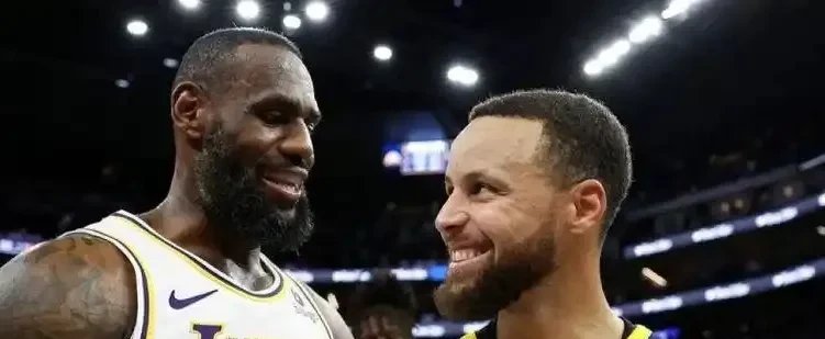 勇士逆转76人继续保持不败