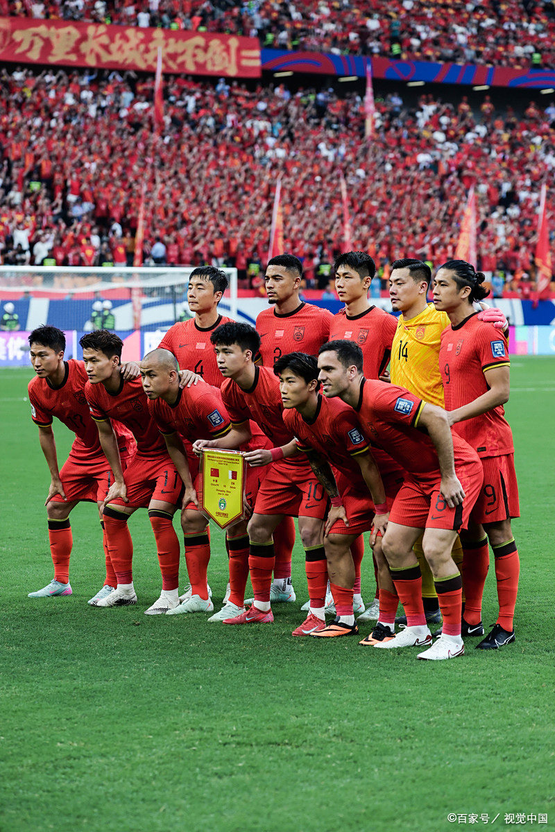 超级新秀领军球队赢得关键比赛