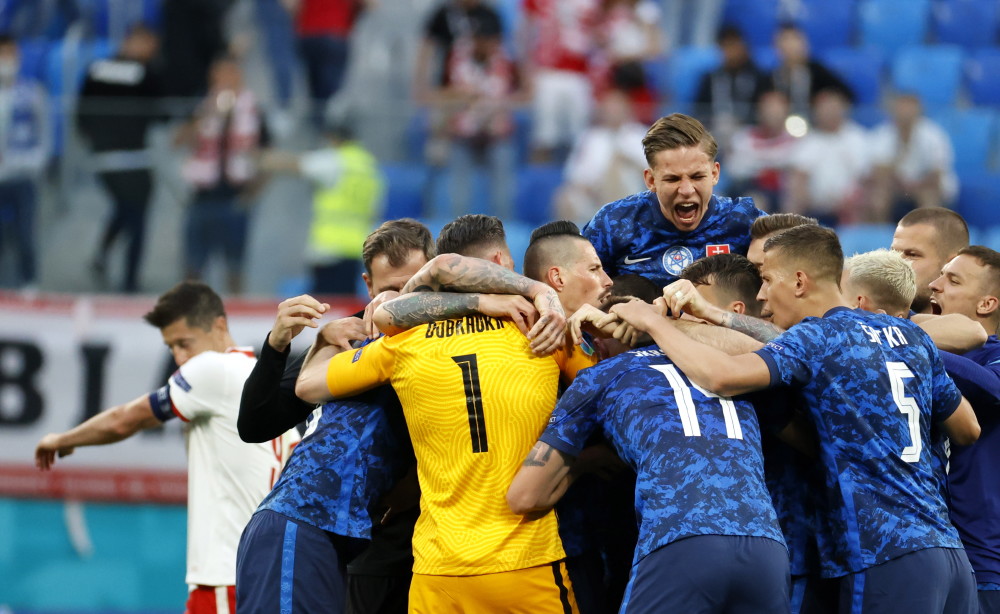 斯洛伐克虽胜波兰，小组出线悬念渺茫的简单介绍