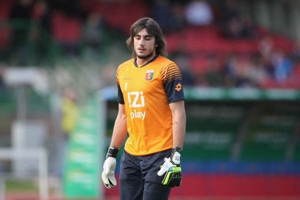 克罗托内主场连续不胜，面临保级困境的简单介绍