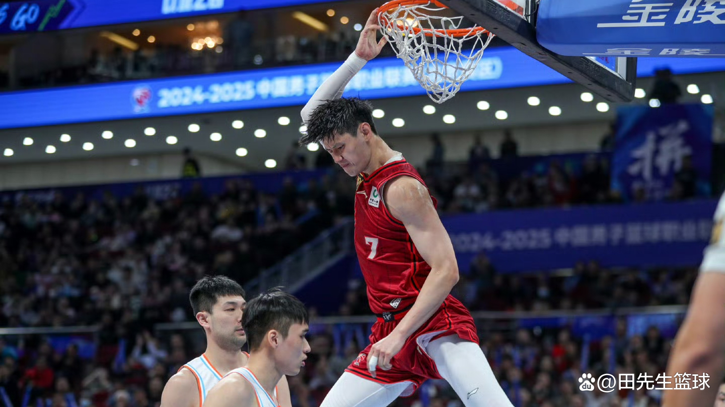 北京队夺得比赛胜利，再次展现强大实力